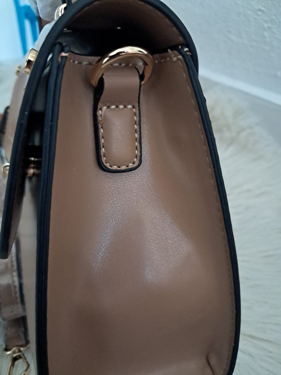 Cartera Elegante Satchel Correa Ajustable color kaki