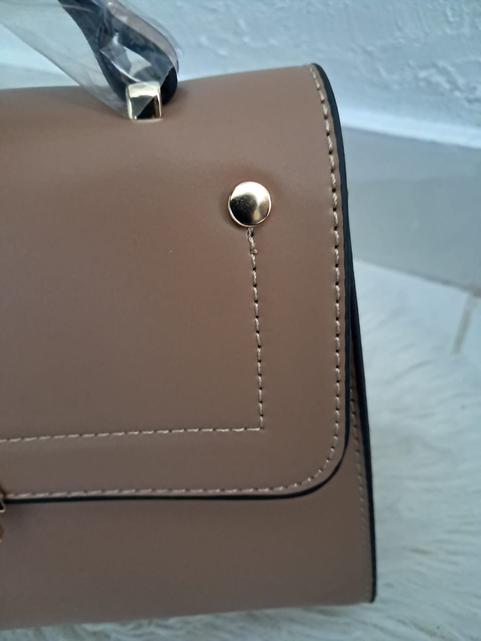 Cartera Elegante Satchel Correa Ajustable color kaki