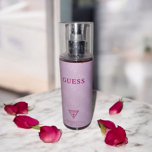 Fragancia en Spray Guess 8.4 Onzas Floral Fruity, amaderada