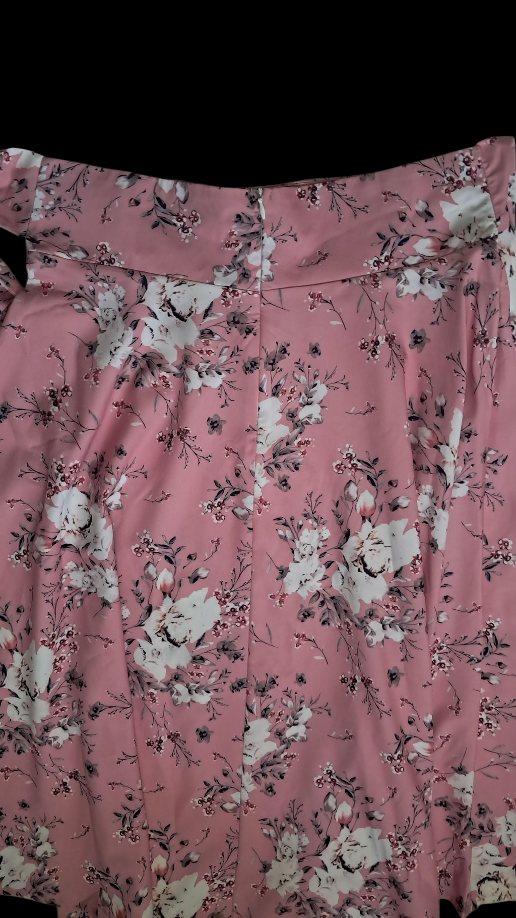 Falda midi elegante. Corte A, talla S cintura con lazo estampado rosa